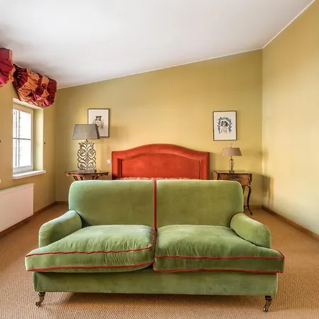 Angel House Vilnius, 4a